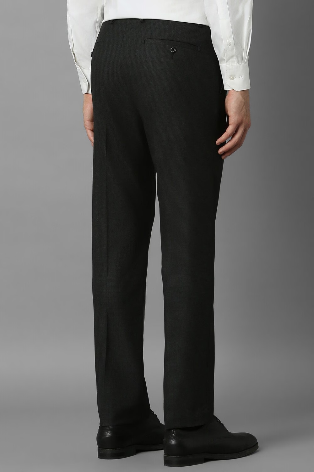 2051-men-black-slim-fit-check-flat-front-formal-trousers-black-1.jpg