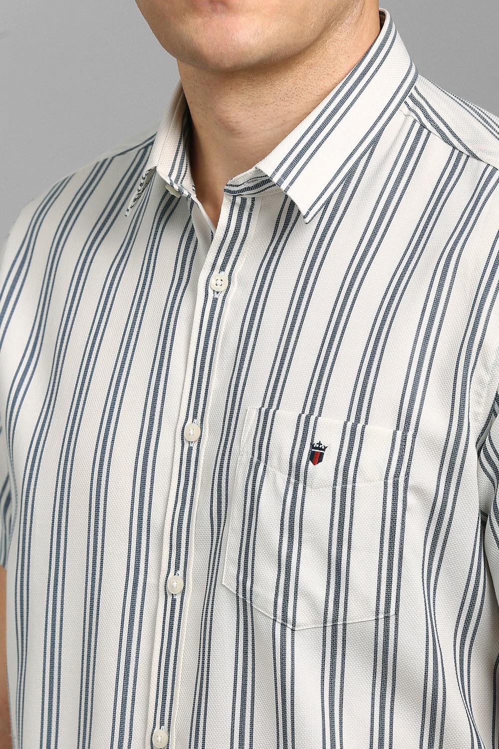 20752-men-beige-stripe-half-sleeves-casual-shirt-beige-1.jpg