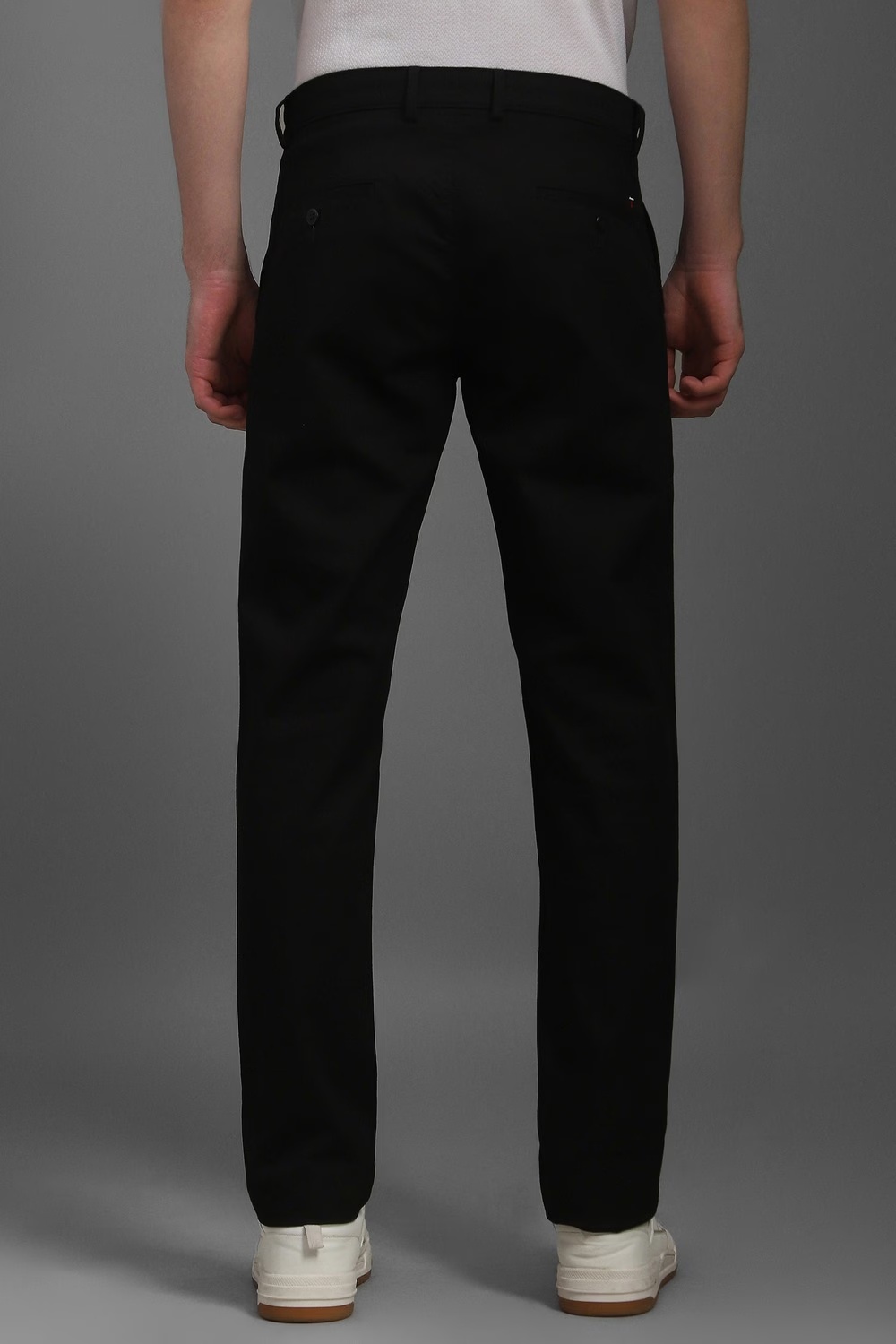 20894-men-black-slim-fit-solid-flat-front-casual-trousers-black-1.jpg
