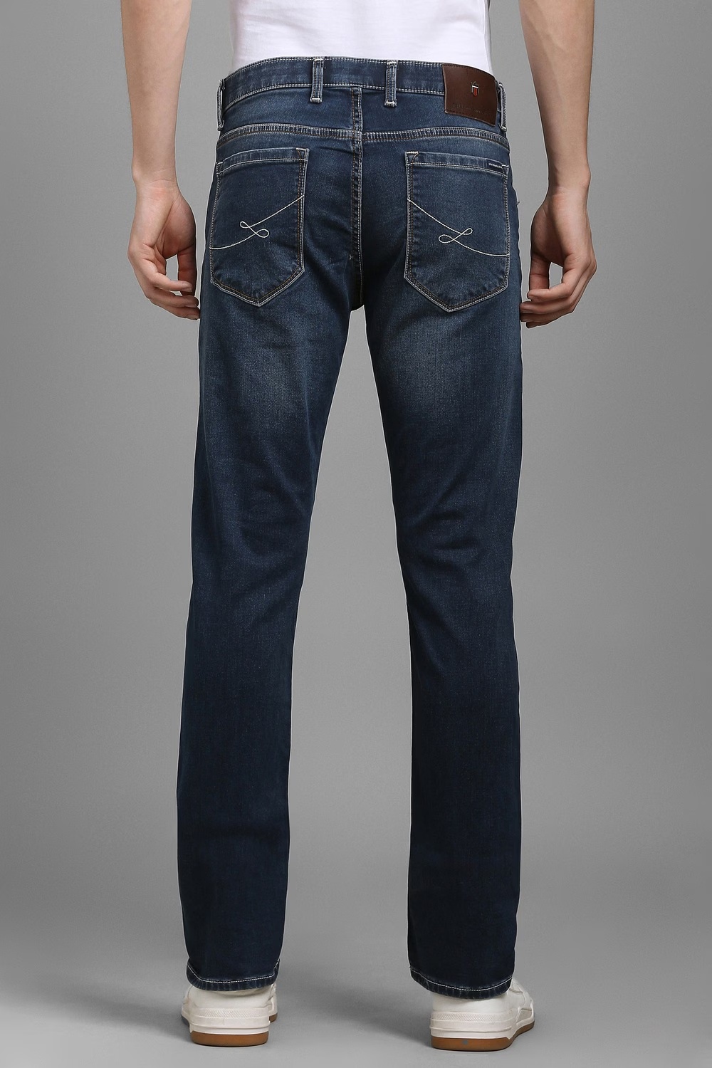 20980-men-blue-mid-slim-fit-jeans-blue-1.jpg