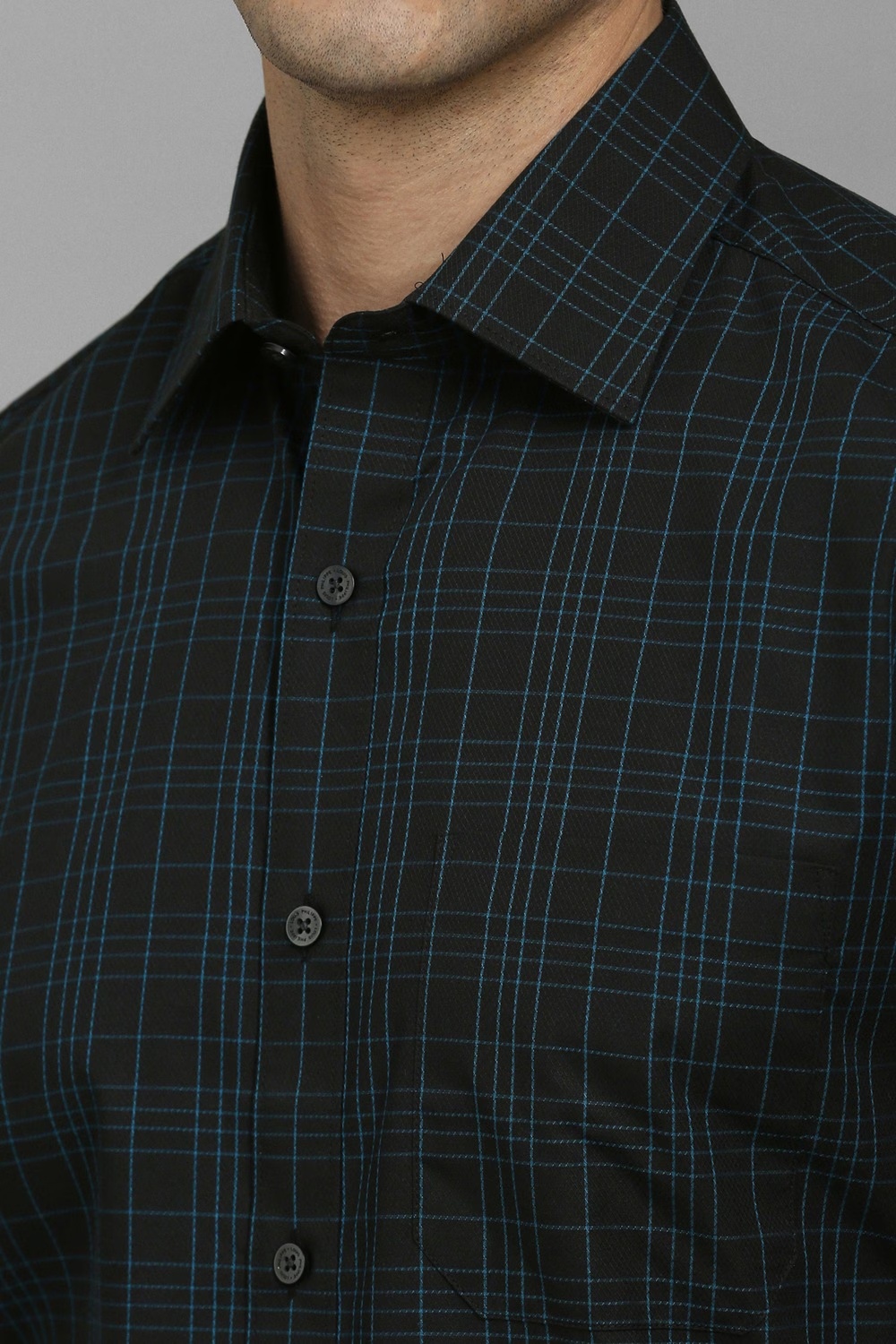 21946-men-black-classic-fit-check-full-sleeves-formal-shirt-black-1.jpg