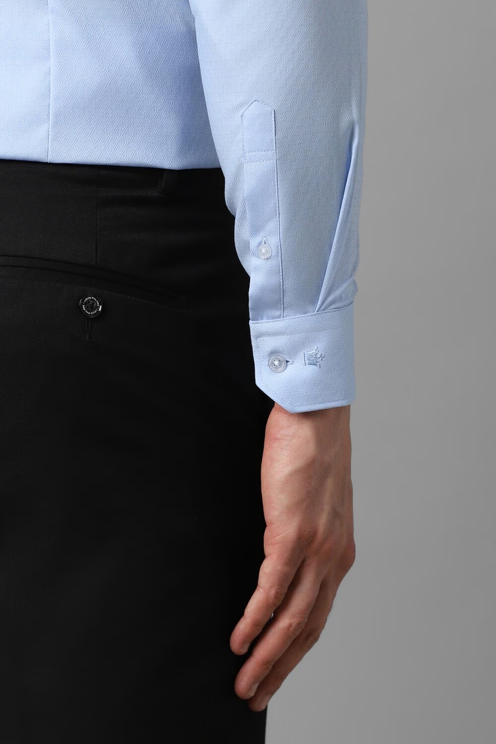 22221-men-blue-slim-fit-textured-full-sleeves-formal-shirt-blue-1.jpg