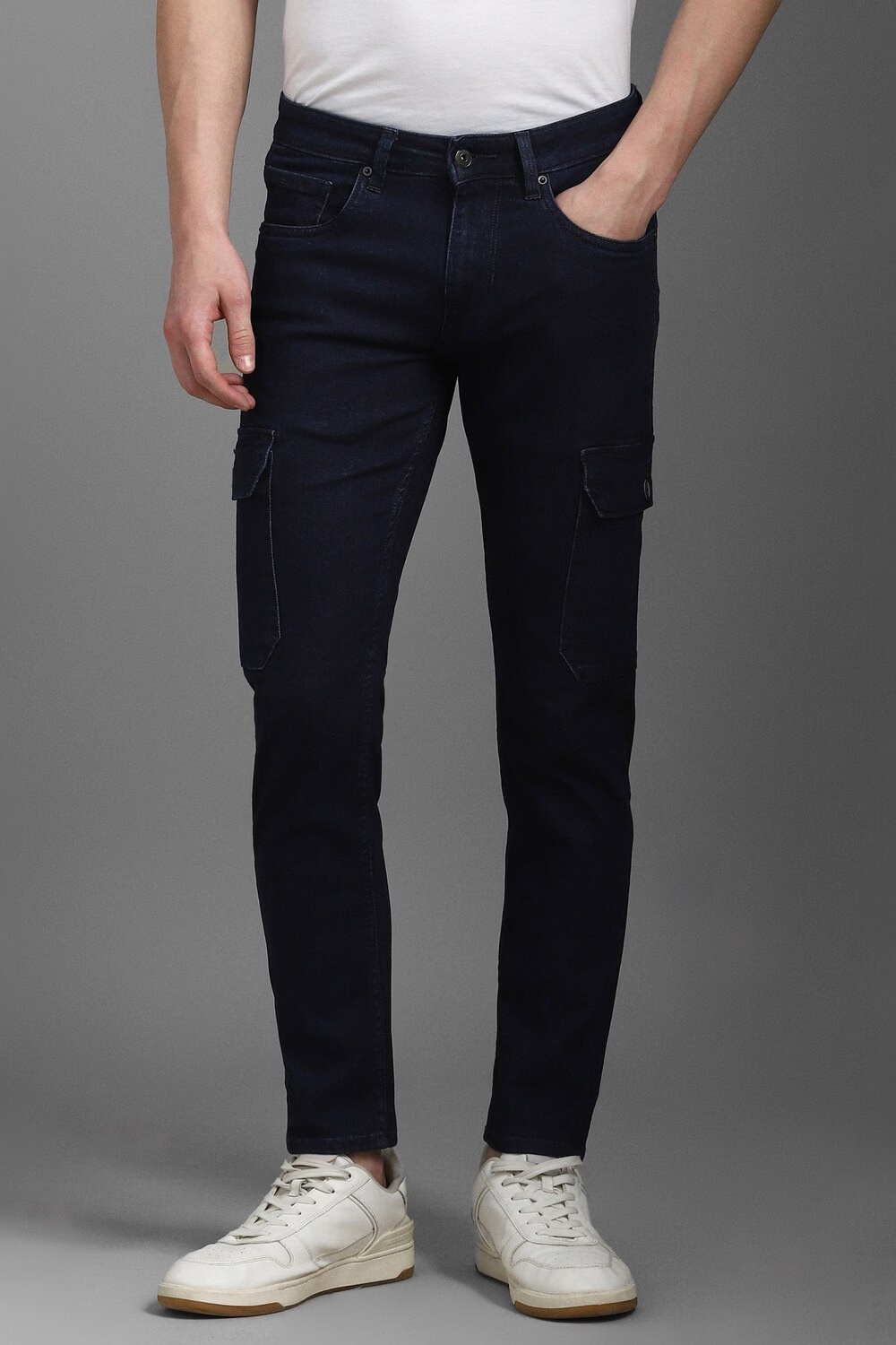 Men Navy Dark Smart Fit Jeans-Navy