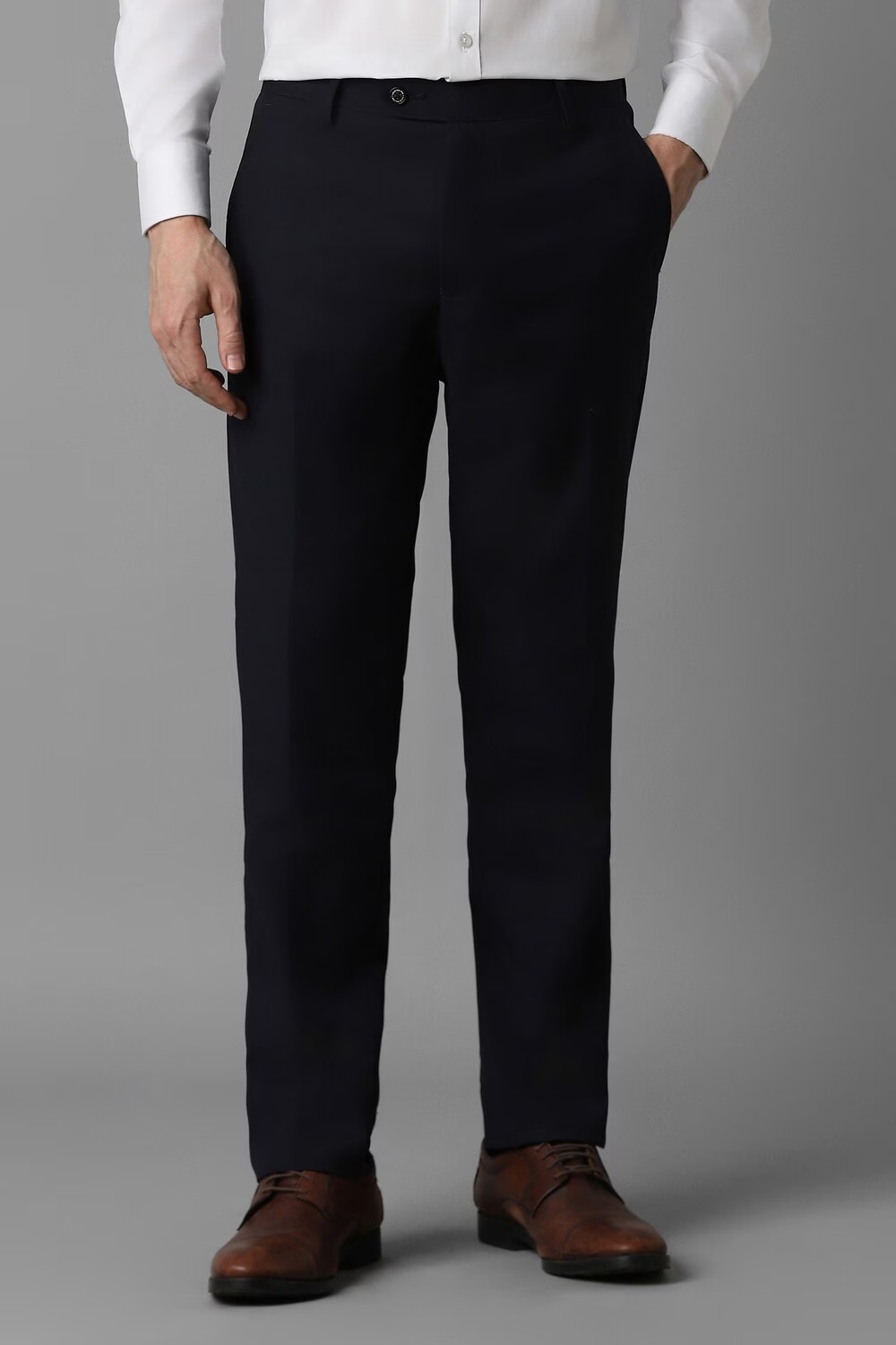 Men Black Slim Fit Solid Flat Front Formal Trousers-Black