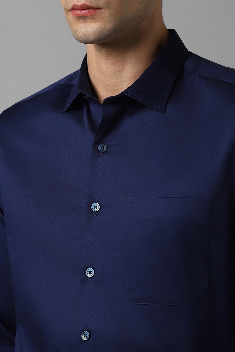 22805-men-navy-slim-fit-solid-full-sleeves-formal-shirt-navy-1.jpg