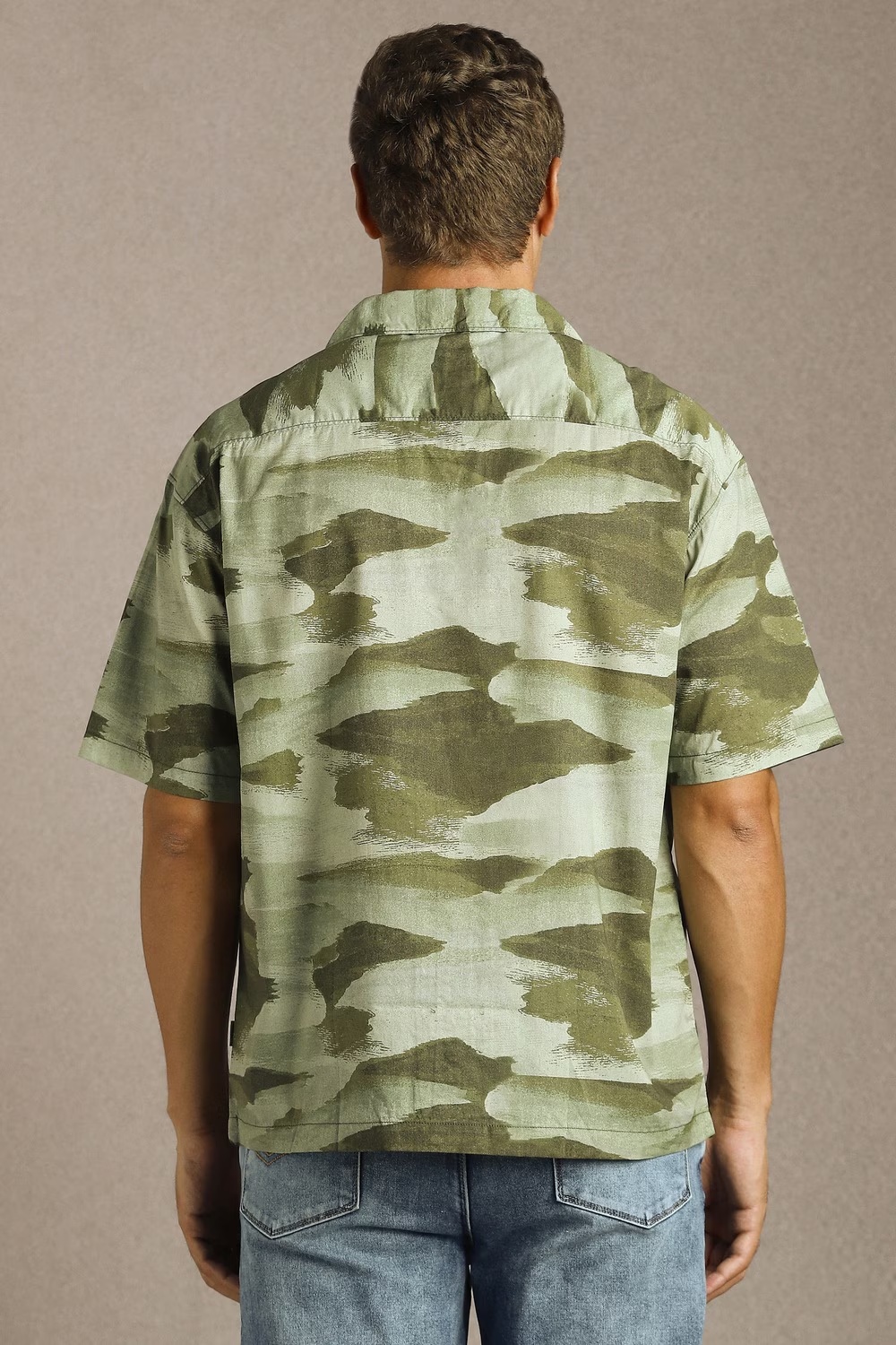 22992-men-olive-print-half-sleeves-casual-shirt-olive-1.jpg