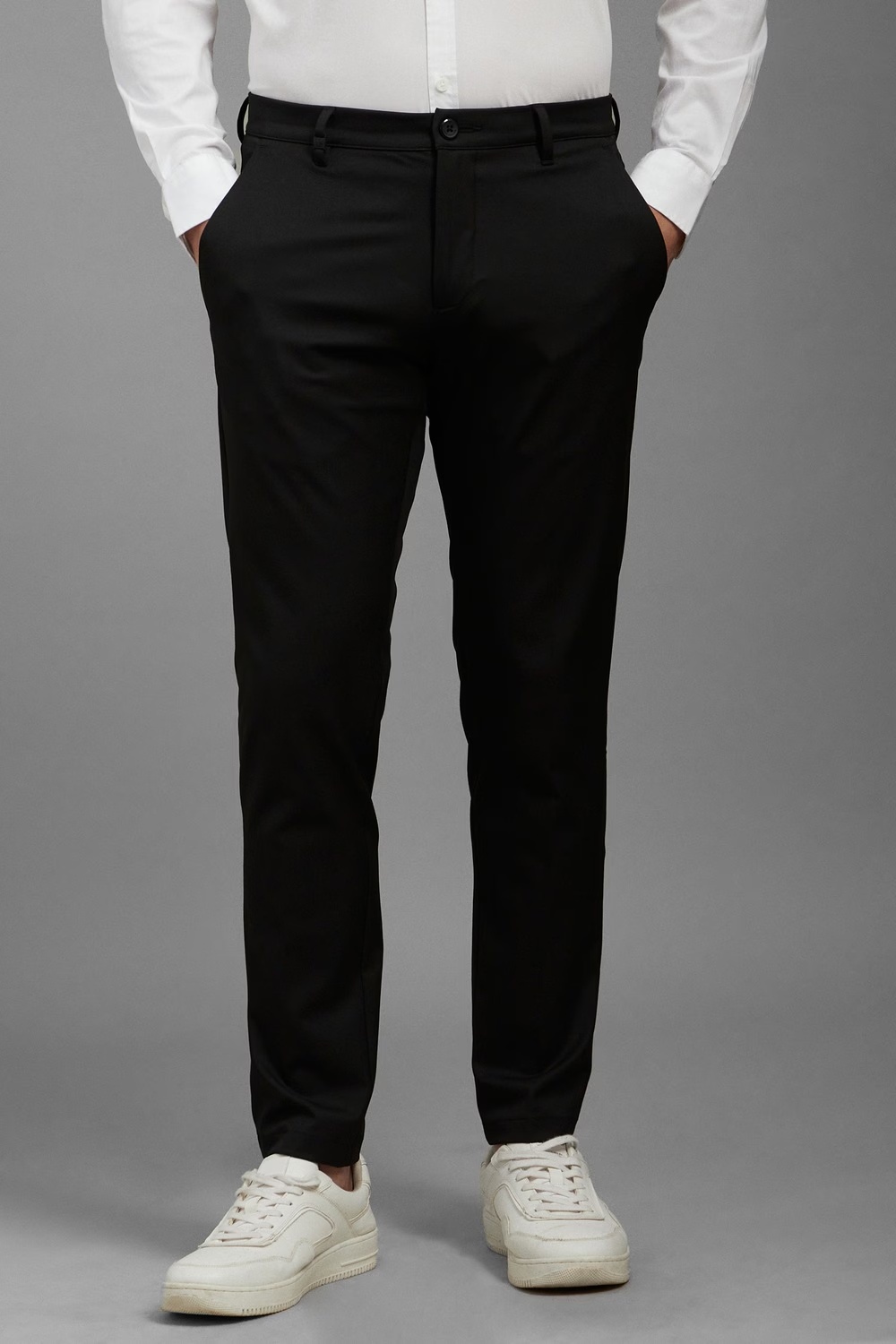 Men Black Contemporary Fit Solid Flat Front Casual Trousers-Black