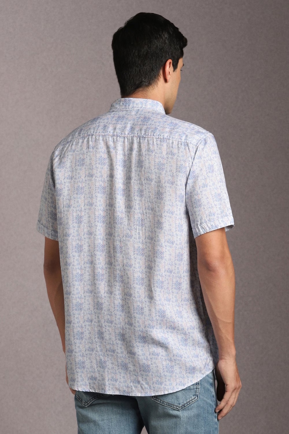 23370-men-light-blue-print-half-sleeves-casual-shirt-light-blue-1.jpg