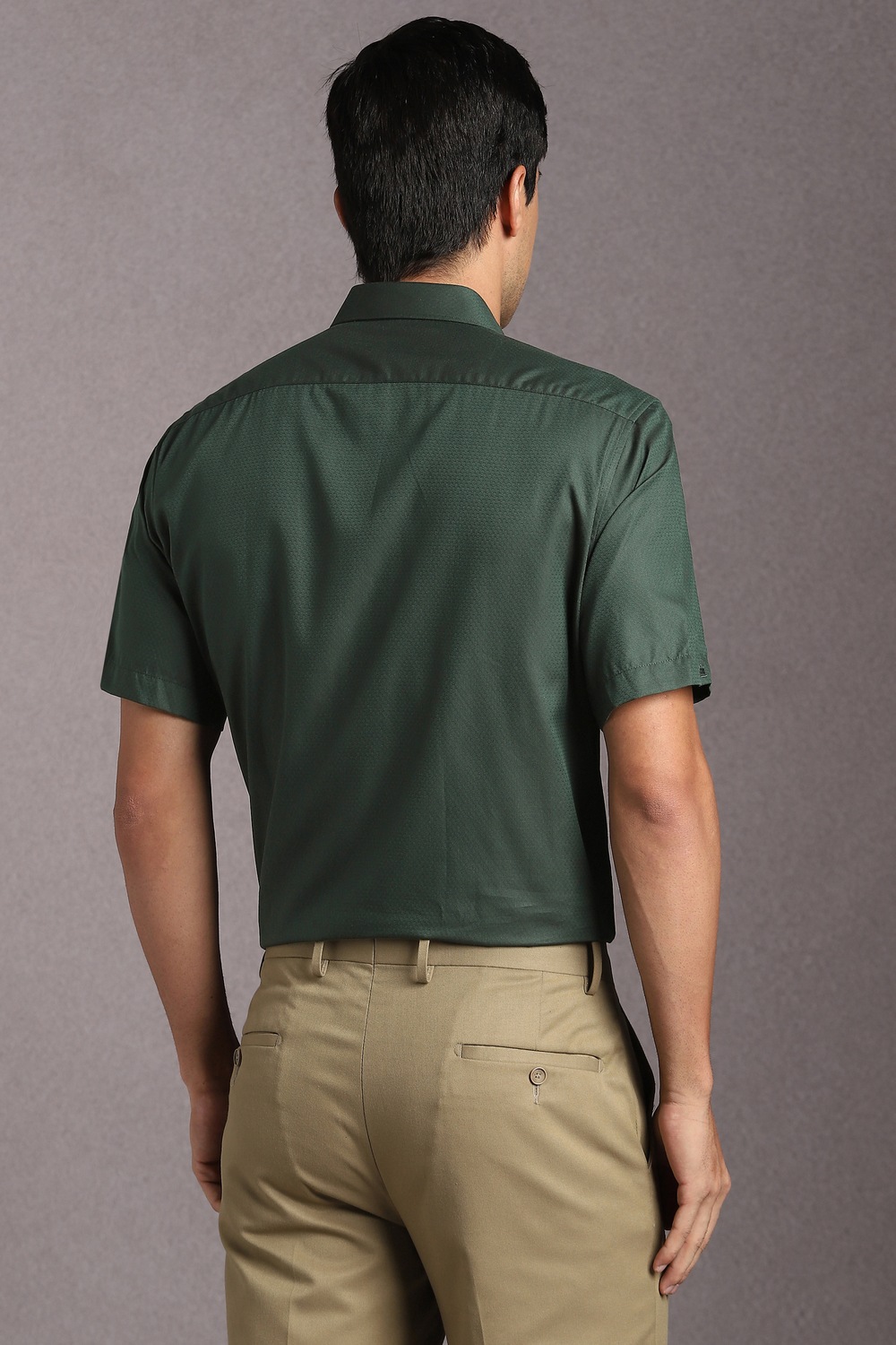 23412-men-green-textured-half-sleeves-formal-shirt-green-1.jpg