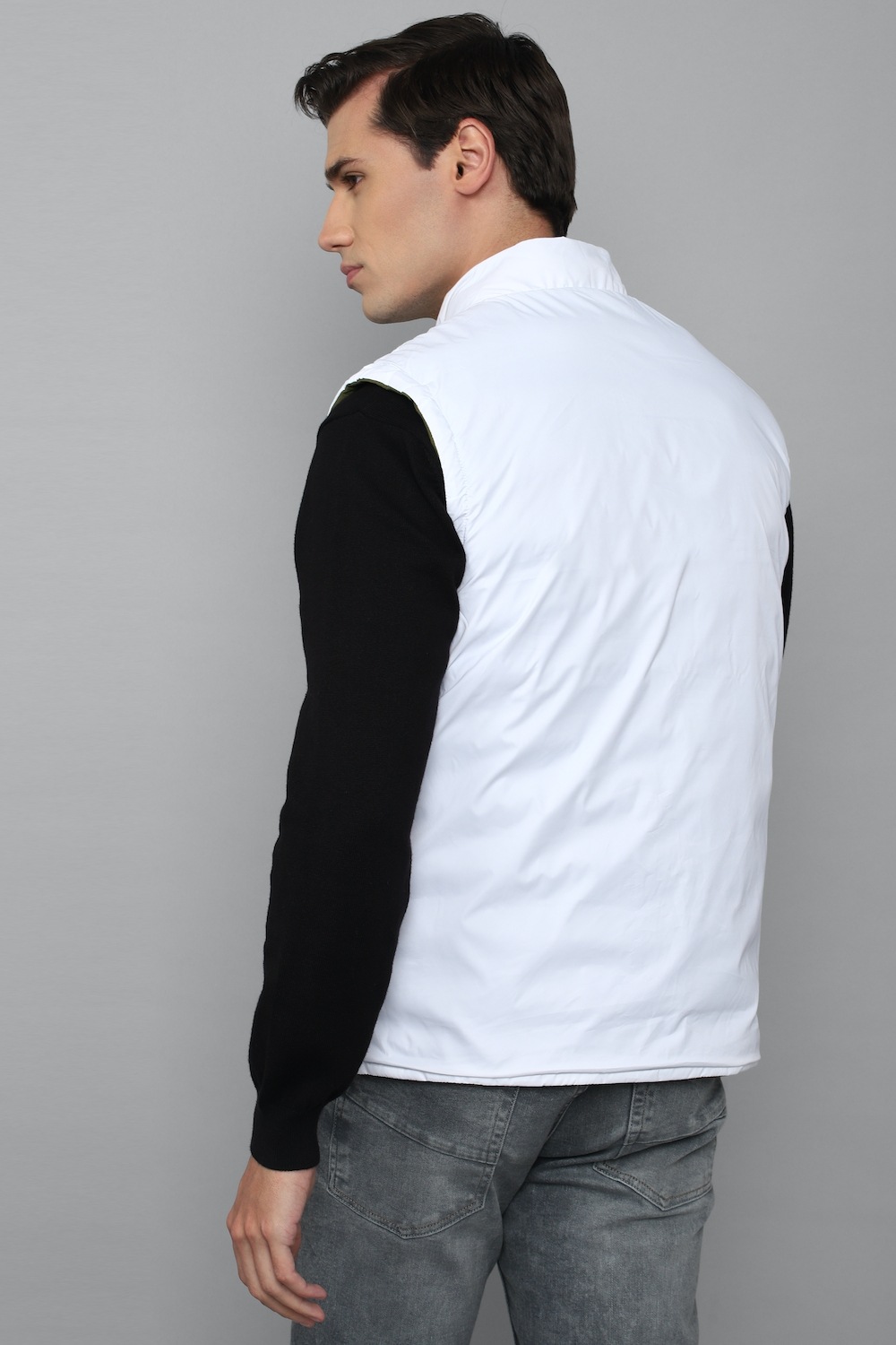2358-men-casual-green-solid-jackets-green-1.jpg