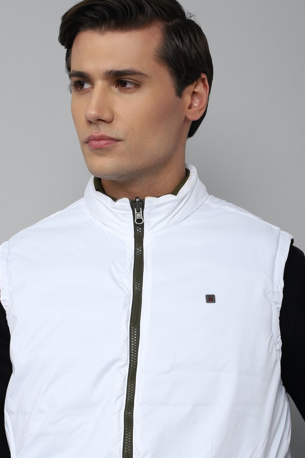 2358-men-casual-green-solid-jackets-green-1.jpg