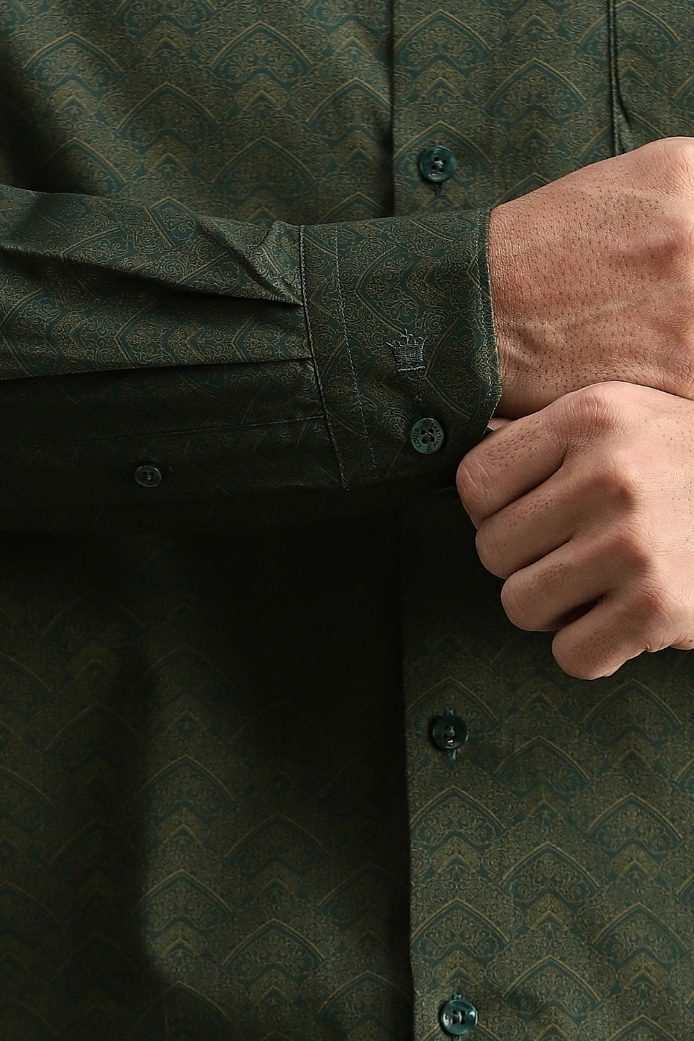 23690-men-green-print-full-sleeves-formal-shirt-green-1.jpg