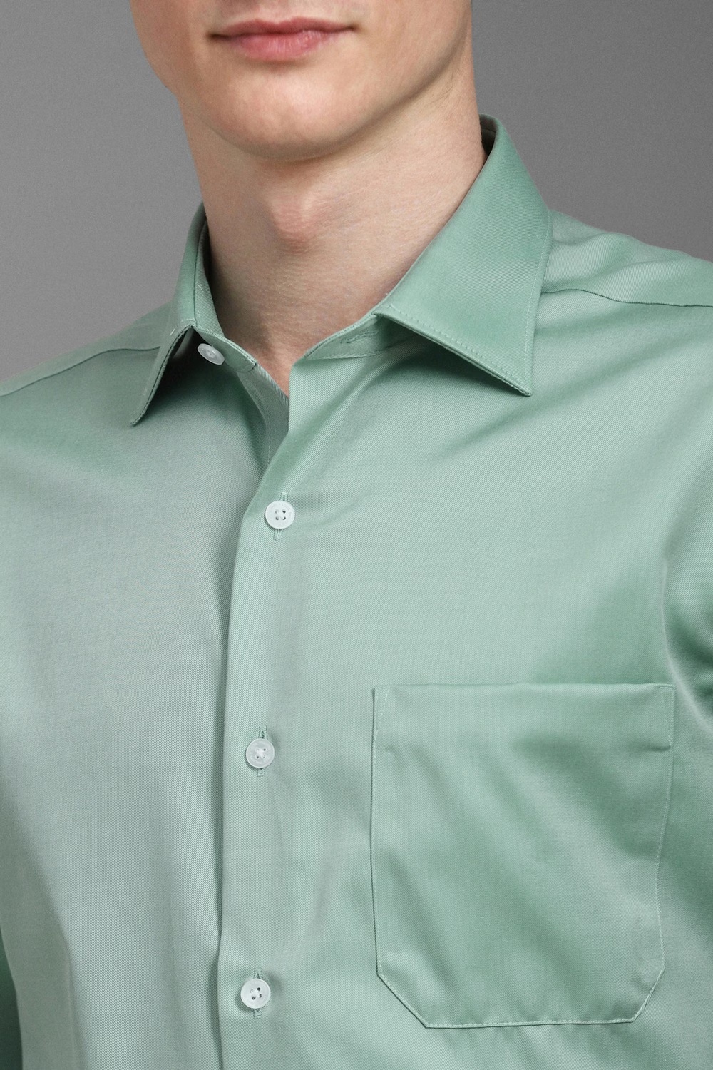 24030-men-green-classic-fit-solid-full-sleeves-formal-shirt-green-1.jpg