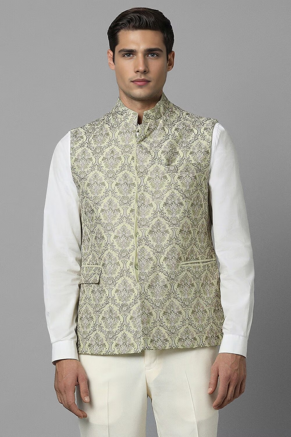 Men Green Embroidered Slim Fit Party Nehru Jacket-Green