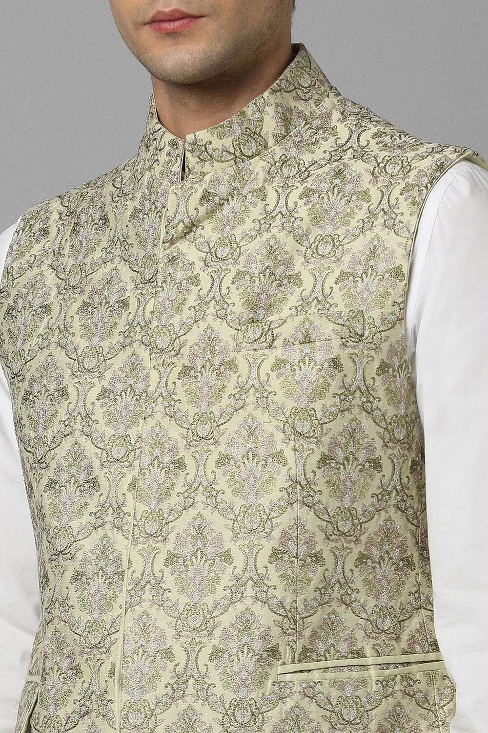 24426-men-green-embroidered-slim-fit-party-nehru-jacket-green-1.jpg