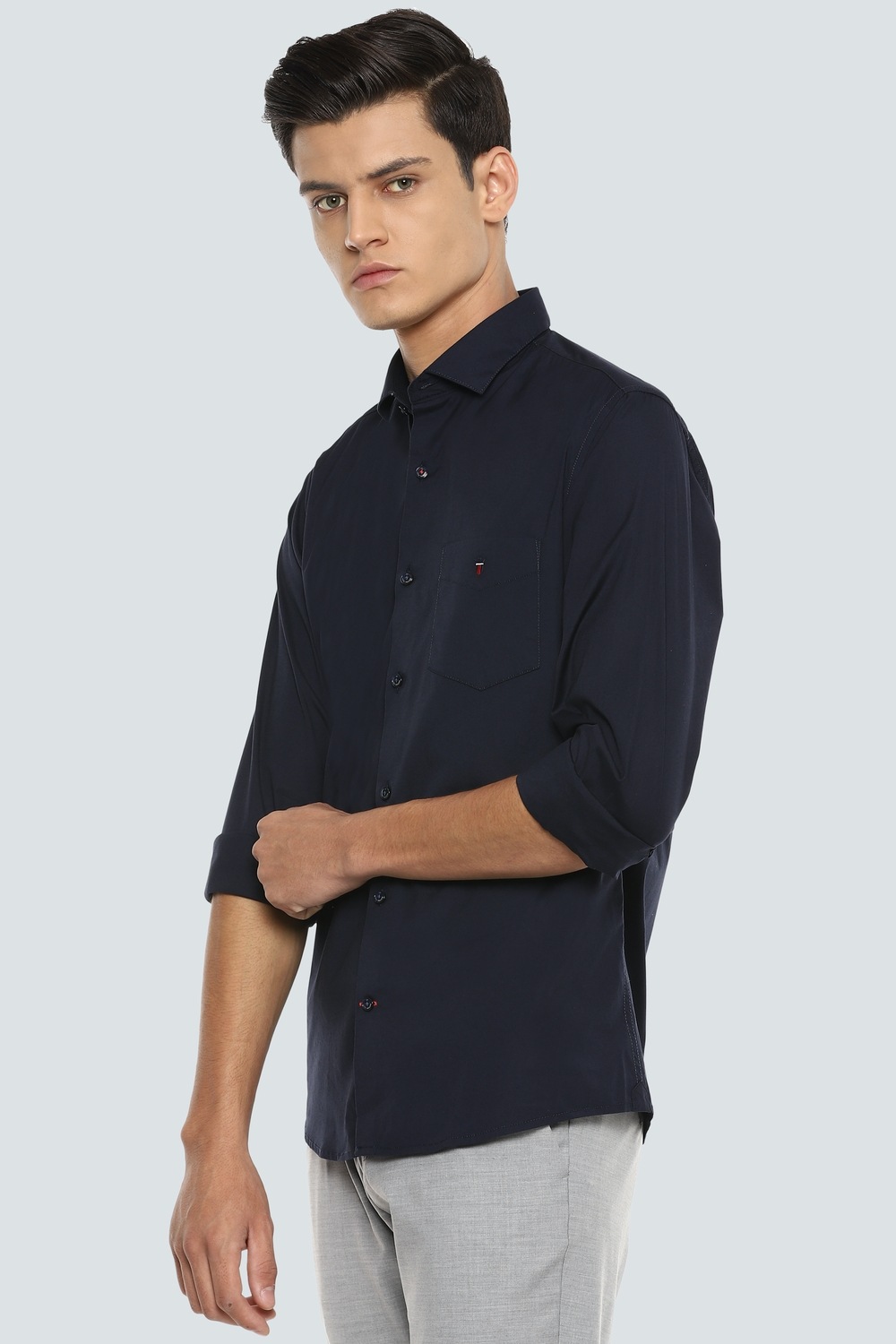 24714-men-navy-slim-fit-solid-full-sleeves-casual-shirt-navy-1.jpg