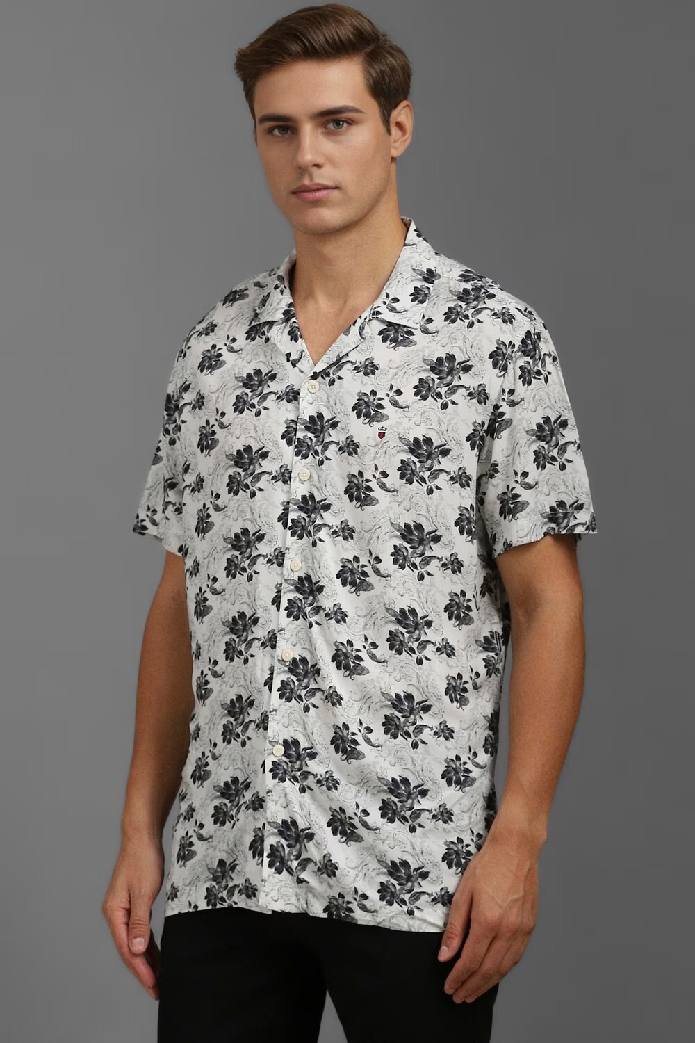 2476-men-grey-slim-fit-print-half-sleeves-casual-shirt-grey-1.jpg
