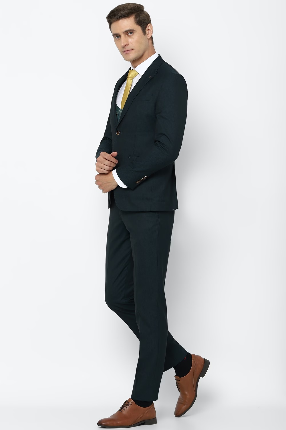 24799-men-green-slim-fit-textured-formal-three-piece-suit-green-1.jpg