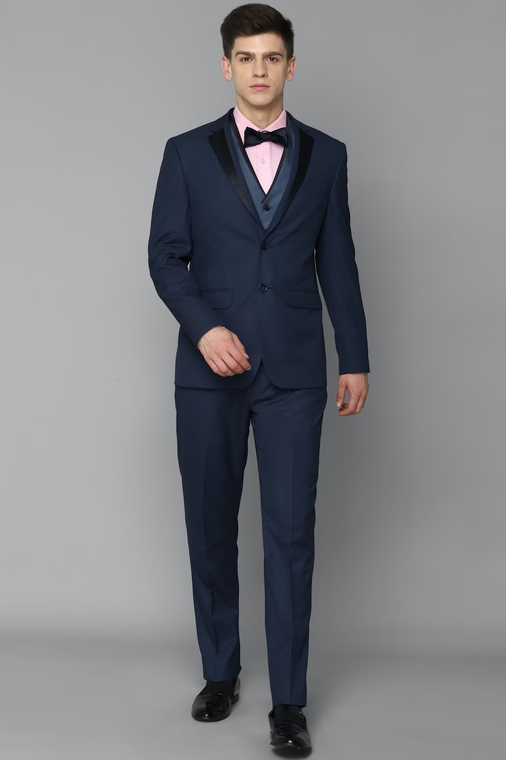 24891-men-navy-slim-fit-solid-formal-three-piece-suit-navy-1.jpg