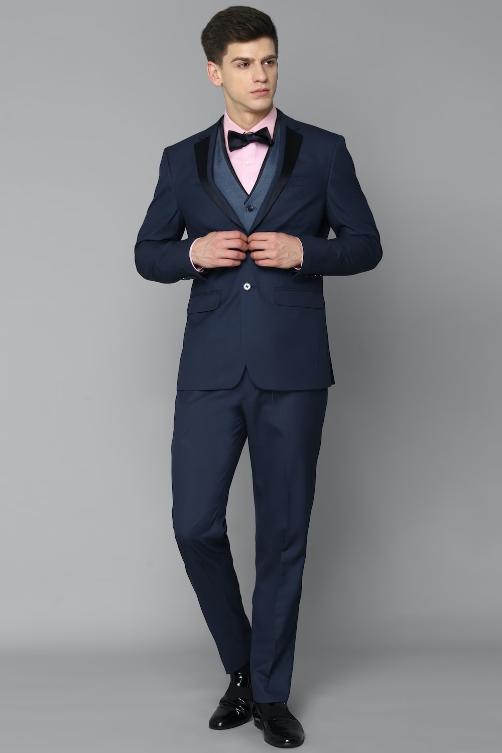 24891-men-navy-slim-fit-solid-formal-three-piece-suit-navy-1.jpg