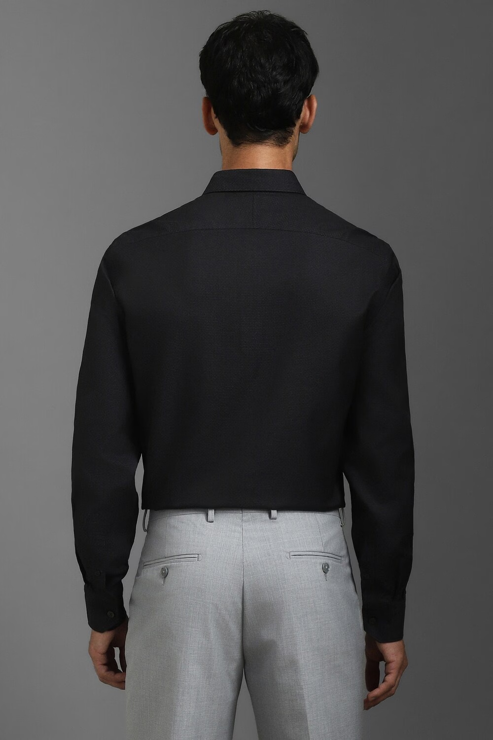 24913-men-black-classic-fit-textured-full-sleeves-formal-shirt-black-1.jpg