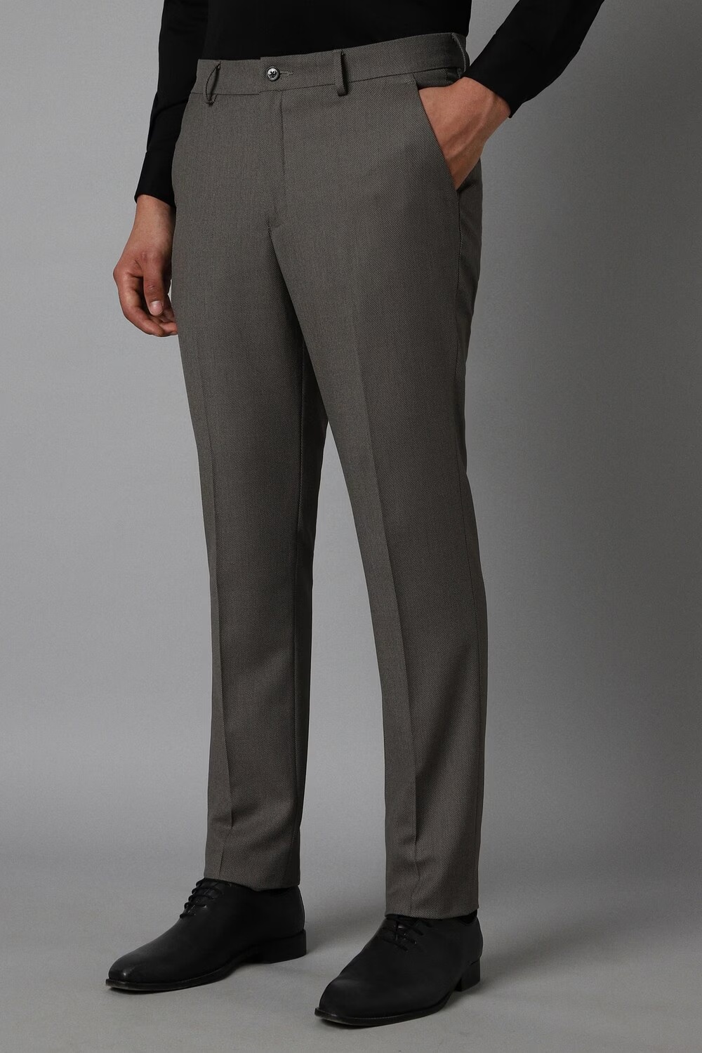 25193-men-grey-slim-fit-textured-flat-front-formal-trousers-grey-1.jpg