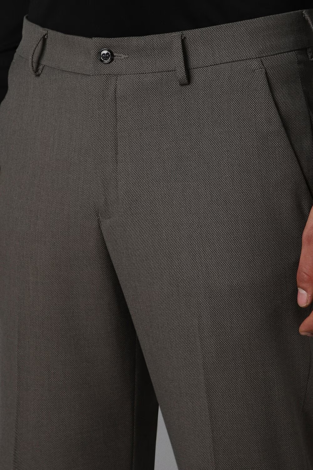 25193-men-grey-slim-fit-textured-flat-front-formal-trousers-grey-1.jpg