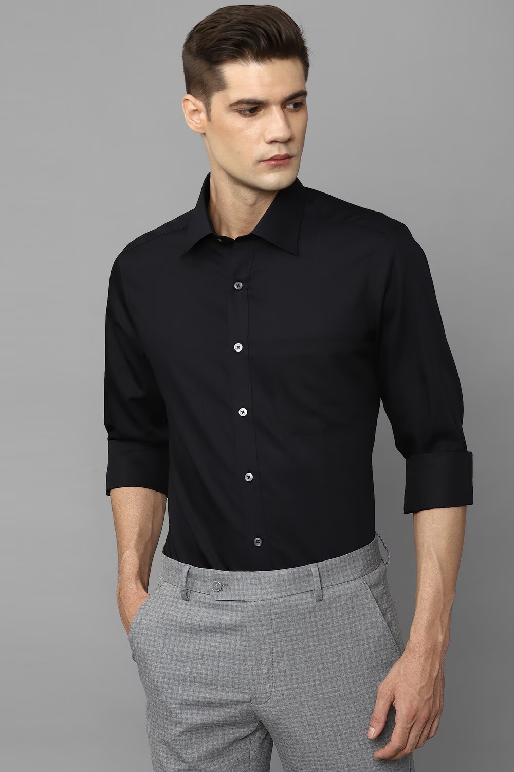 Men Black Classic Fit Solid Full Sleeves Formal Shirt-Black