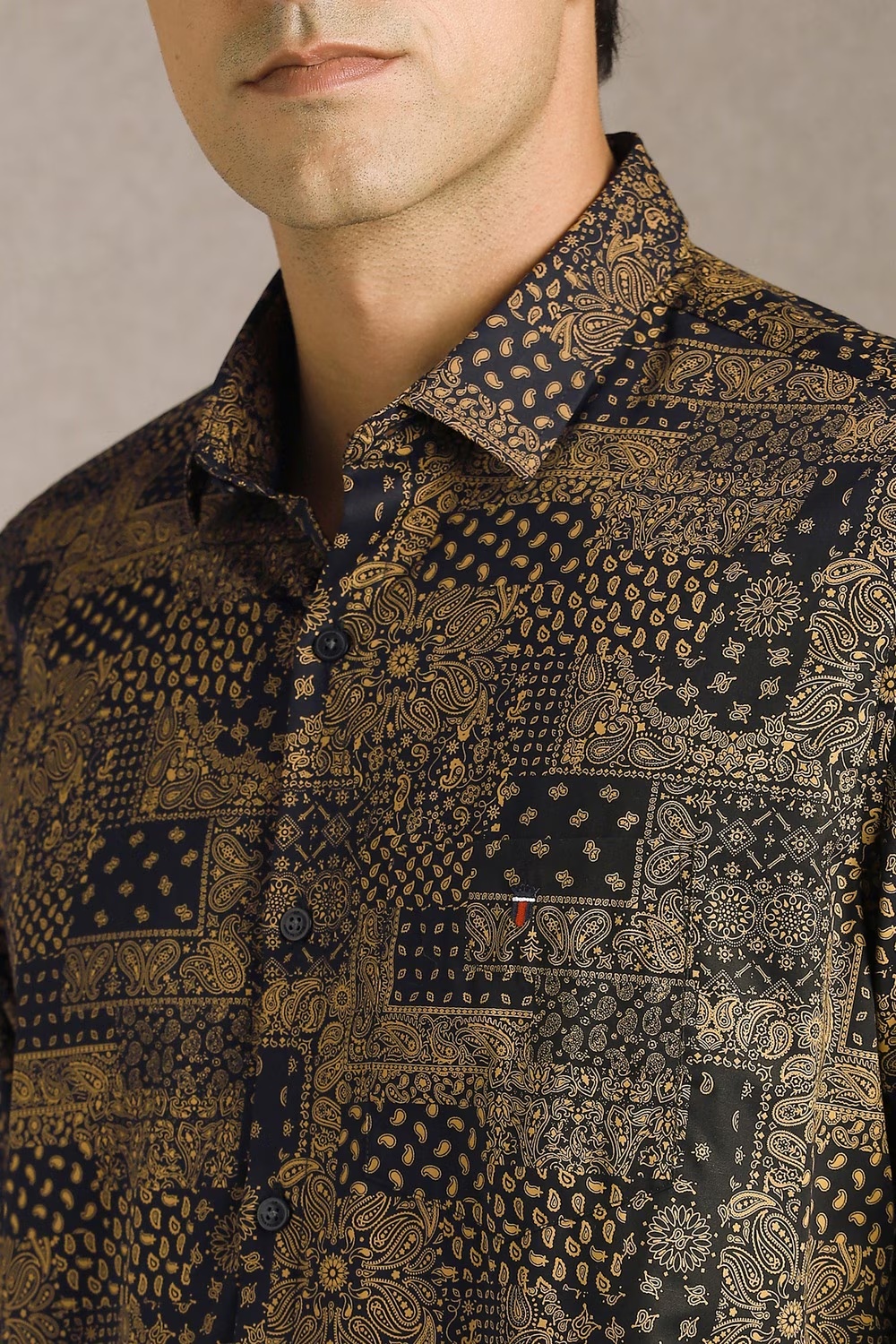 25485-men-black-print-full-sleeves-casual-shirt-black-1.jpg