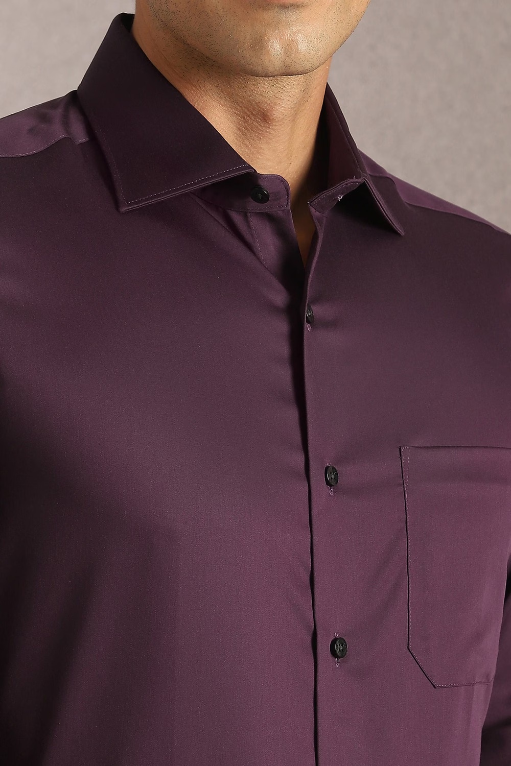 26031-men-purple-solid-full-sleeves-formal-shirt-purple-1.jpg
