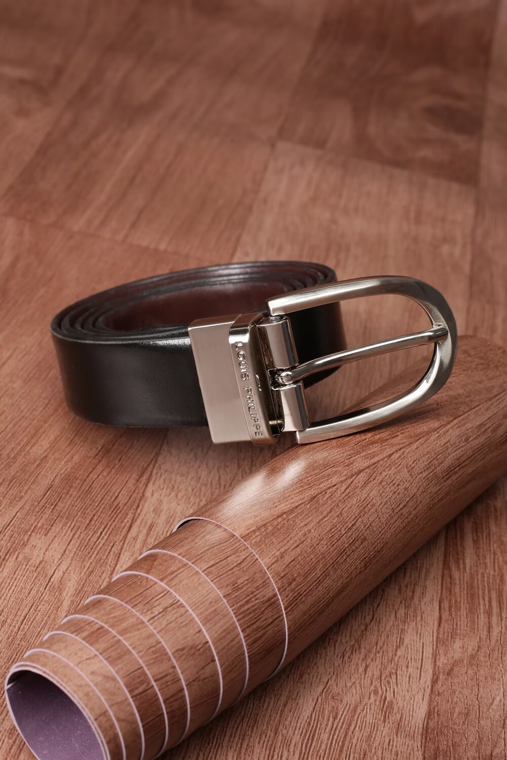 Men Black Solid Leather Casual Belt-Black