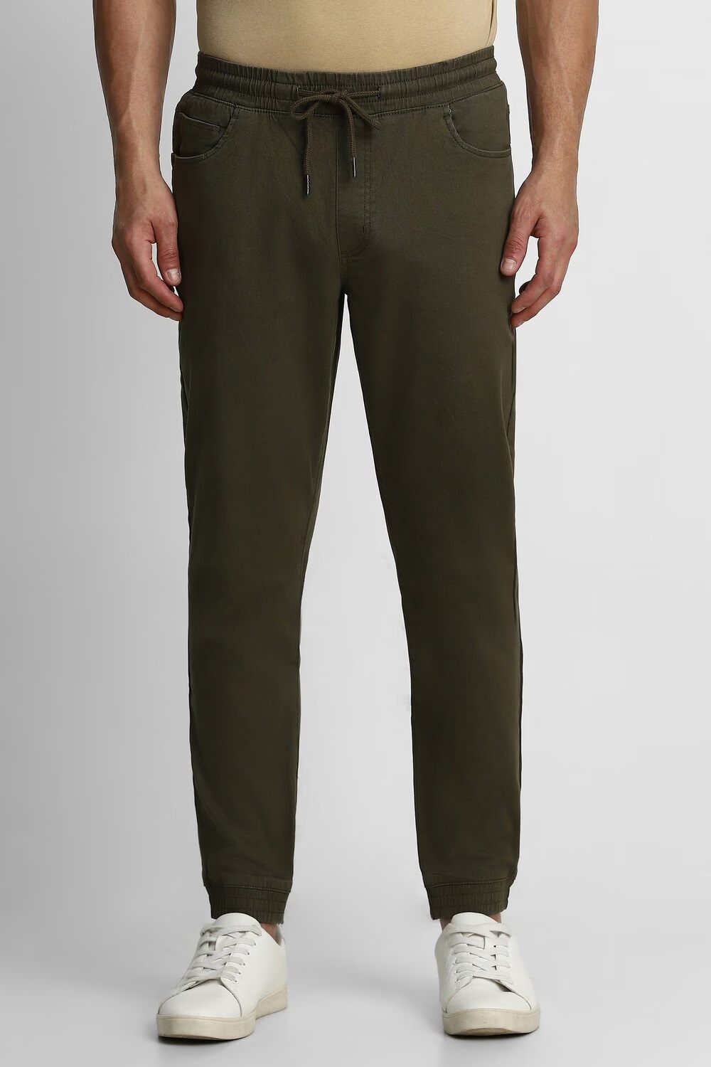 Men Green Solid Casual Jogger Pants-Green