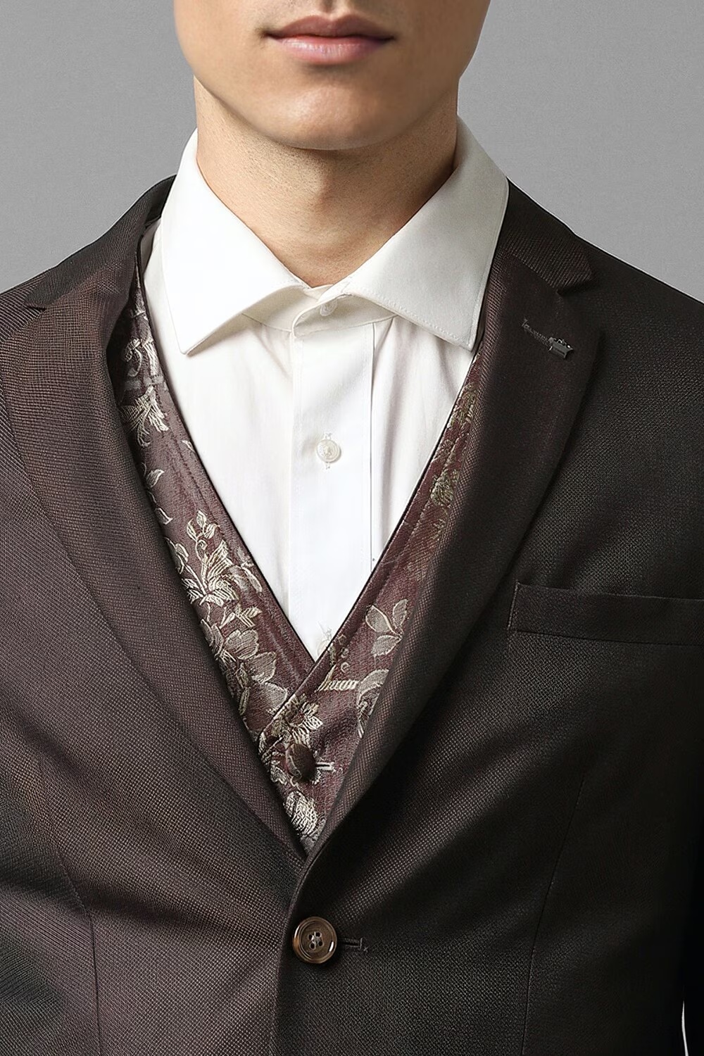 26810-men-brown-slim-fit-textured-formal-three-piece-suit-brown-1.jpg