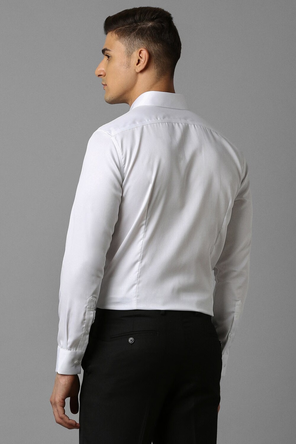 26925-men-grey-slim-fit-solid-full-sleeves-formal-shirt-grey-1.jpg