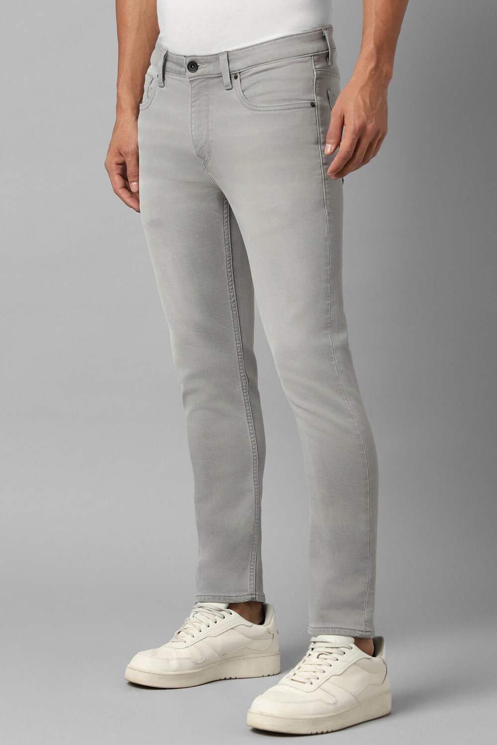 2712-men-grey-light-smart-fit-jeans-grey-1.jpg