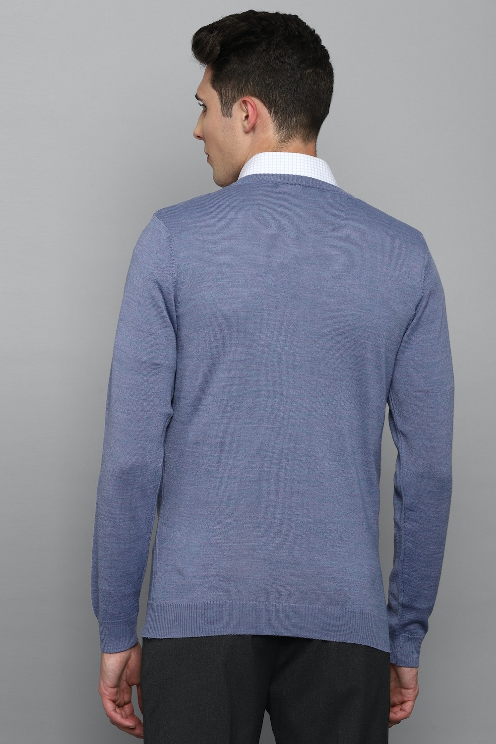 27292-men-blue-solid-v-neck-full-sleeves-sweater-blue-1.jpg