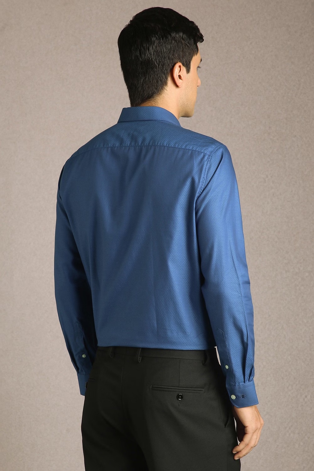 2756-men-blue-textured-full-sleeves-formal-shirt-blue-1.jpg