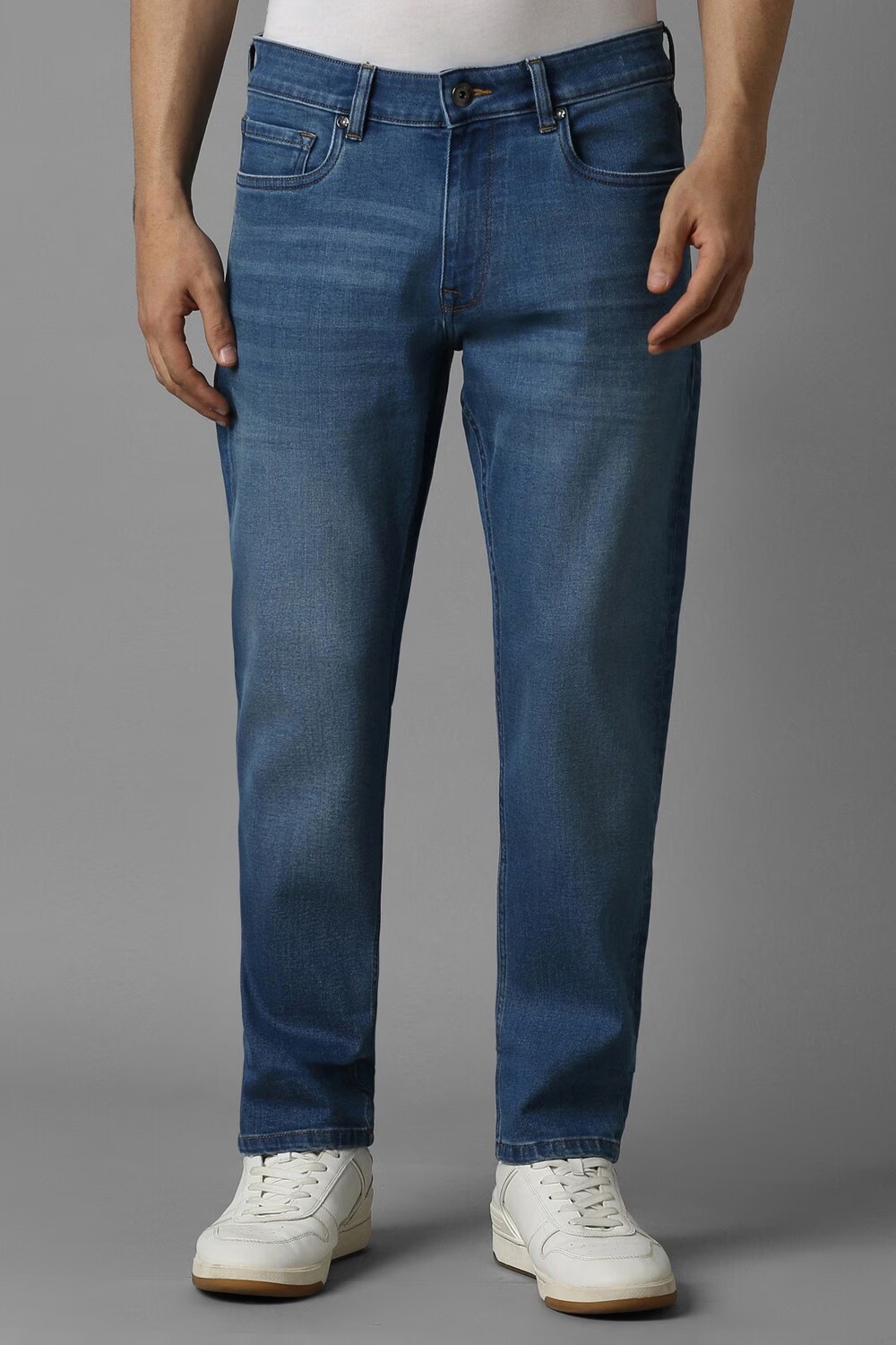 Men Blue Light Smart Fit Jeans-Blue