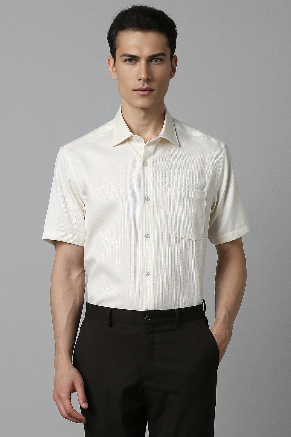 Men Cream Classic Fit Solid Half Sleeves Formal Shirt-Cream