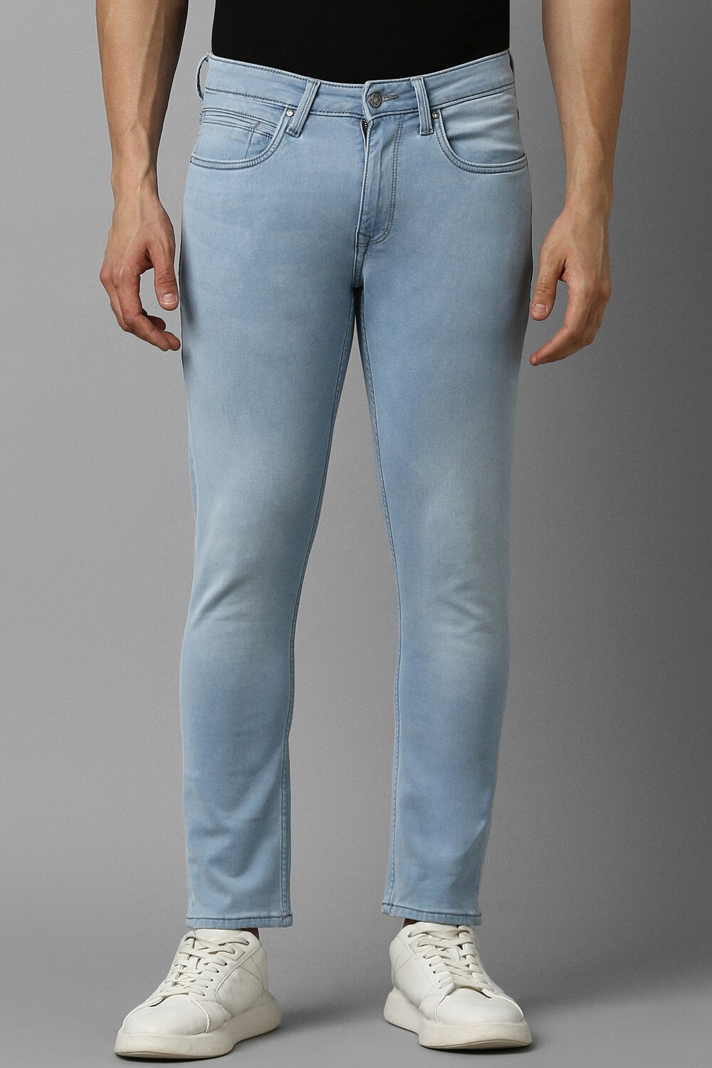Men Blue Light Smart Fit Jeans-Blue