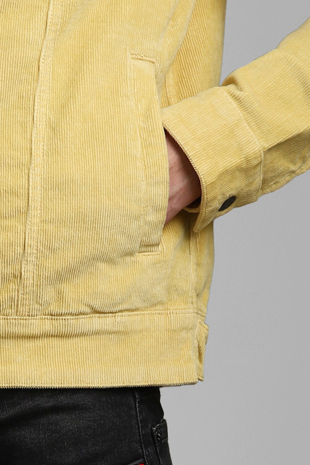 28519-men-casual-yellow-solid-jackets-yellow-1.jpg