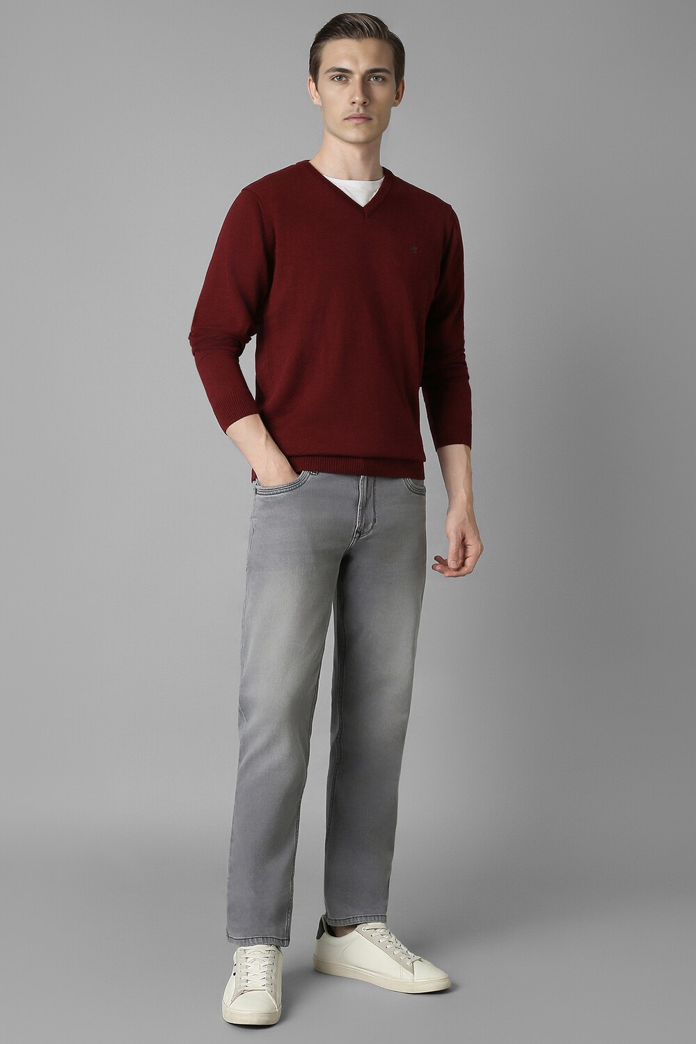 28612-men-maroon-solid-v-neck-full-sleeves-sweater-maroon-1.jpg