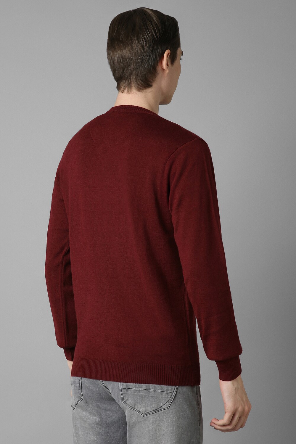 28612-men-maroon-solid-v-neck-full-sleeves-sweater-maroon-1.jpg