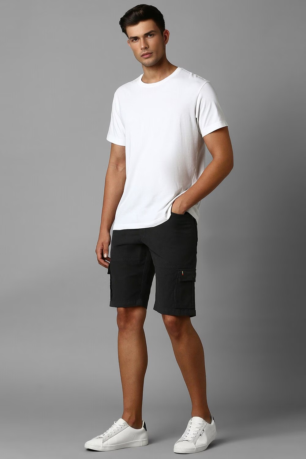 29056-men-black-solid-slim-fit-shorts-black-1.webp