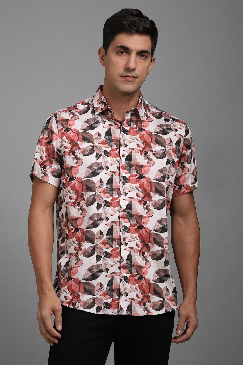29276-men-white-slim-fit-print-half-sleeves-casual-shirt-white-1.jpg