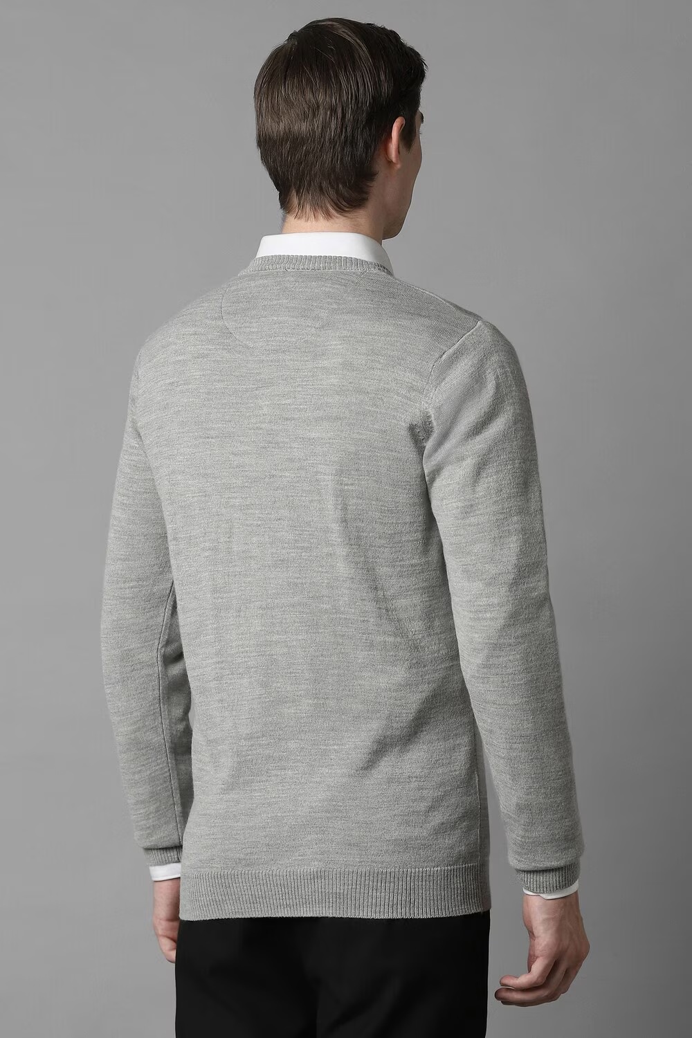 29377-men-grey-textured-v-neck-full-sleeves-sweater-grey-1.jpg
