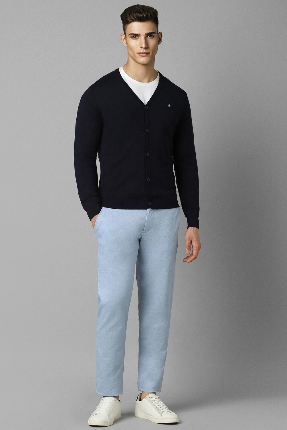 29670-men-navy-solid-v-neck-full-sleeves-sweater-navy-1.jpg