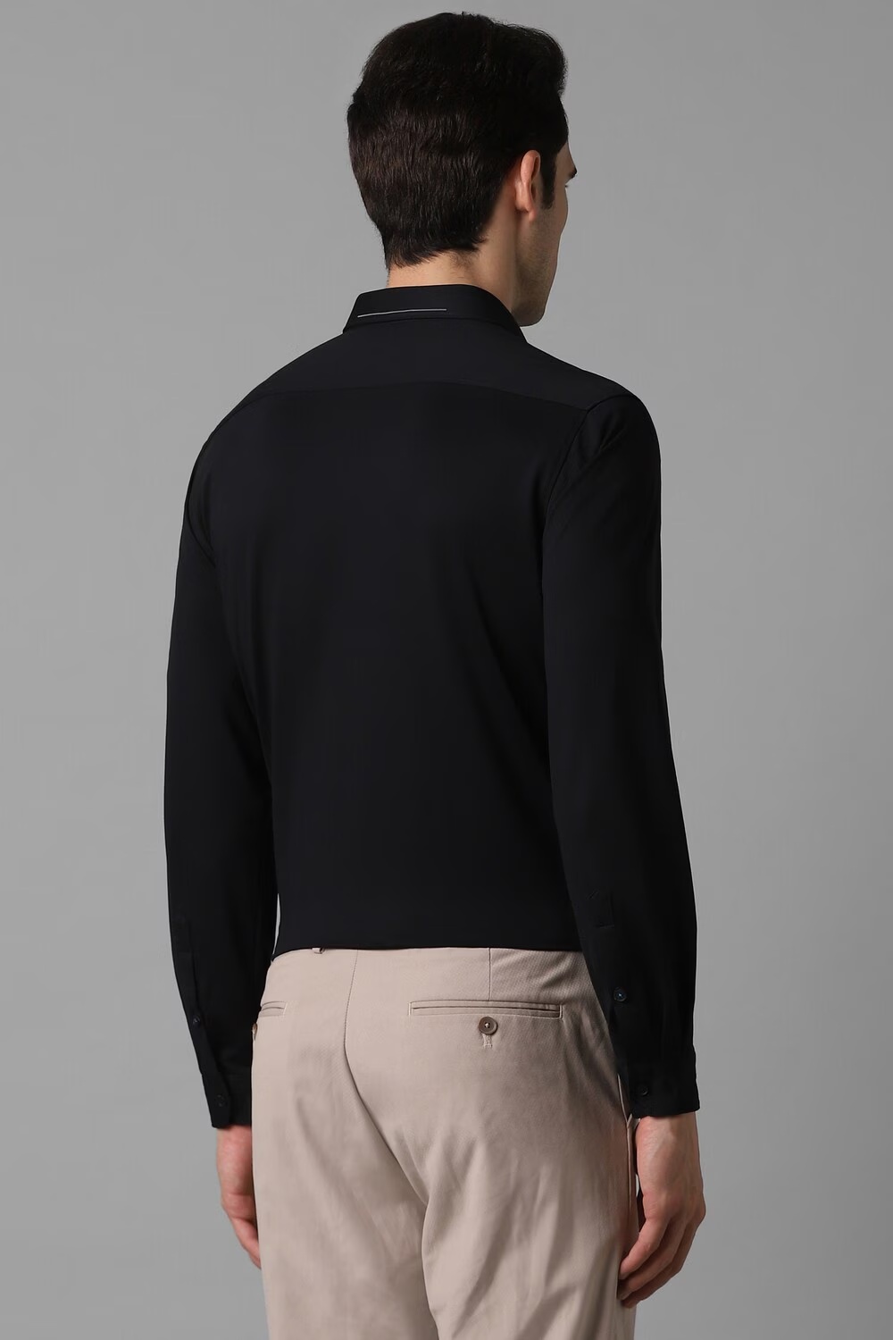 29947-men-black-super-slim-fit-solid-full-sleeves-casual-shirt-black-1.jpg