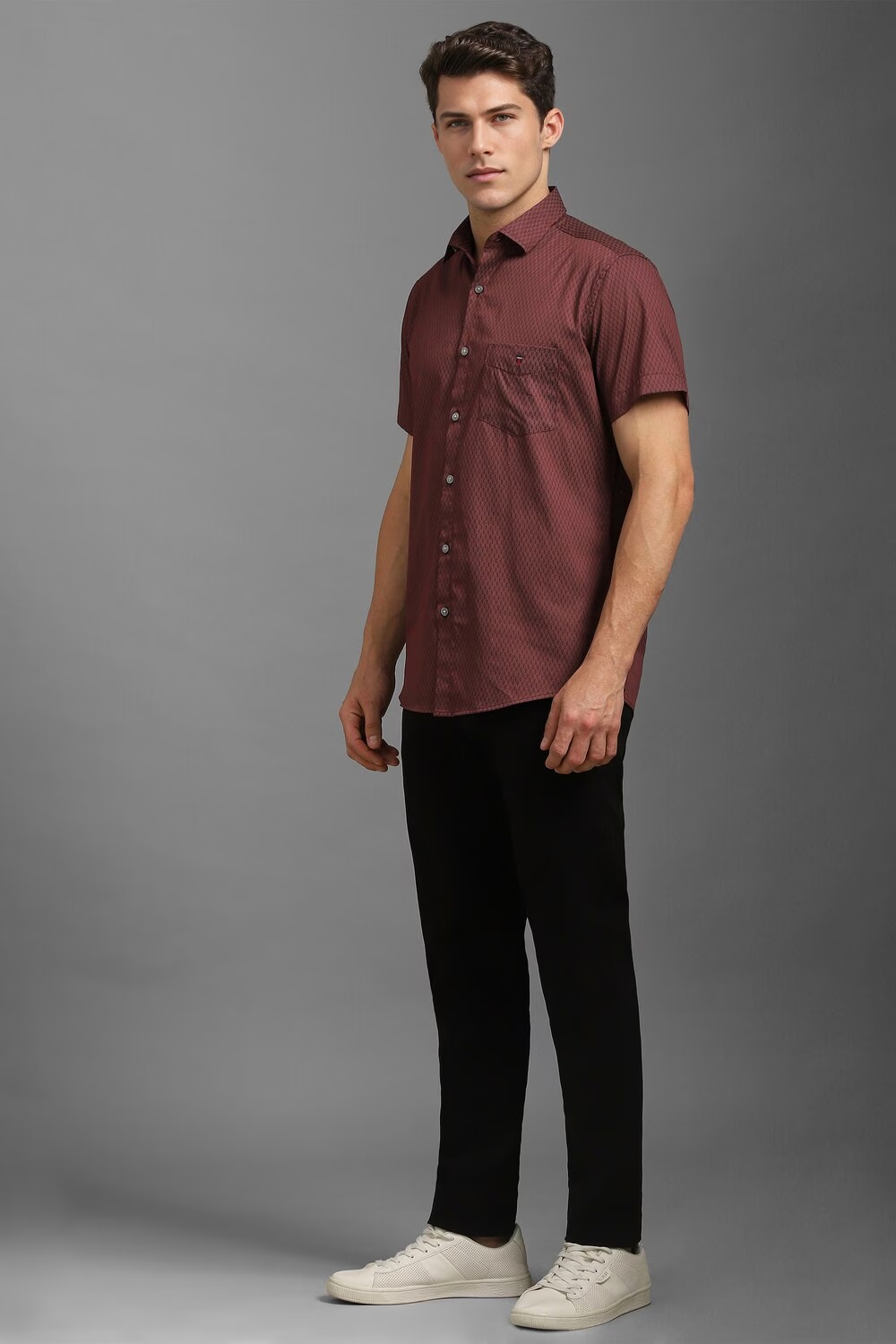30149-men-maroon-slim-fit-print-half-sleeves-casual-shirt-maroon-1.jpg