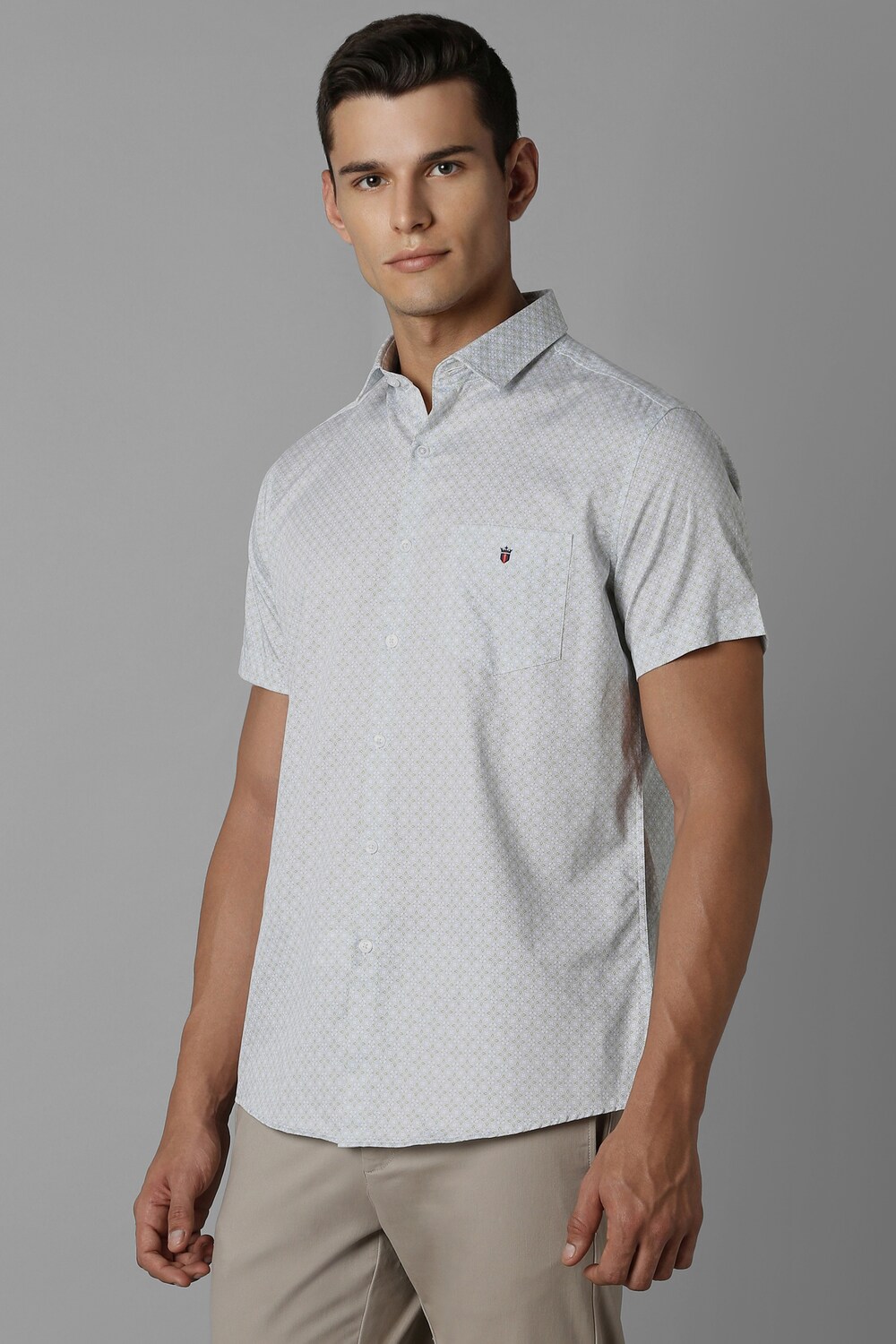 30238-men-white-slim-fit-print-half-sleeves-casual-shirt-white-1.jpg
